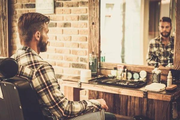 Barber Chairs That Blend Luxury and Function