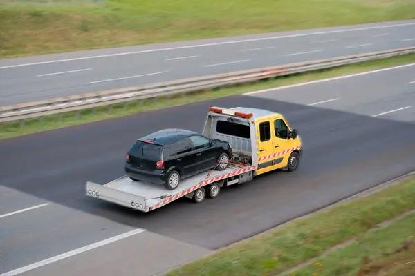 Quick Towing Service When You Need It Most