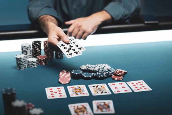 Understanding Interface Design on online casinos Singapore